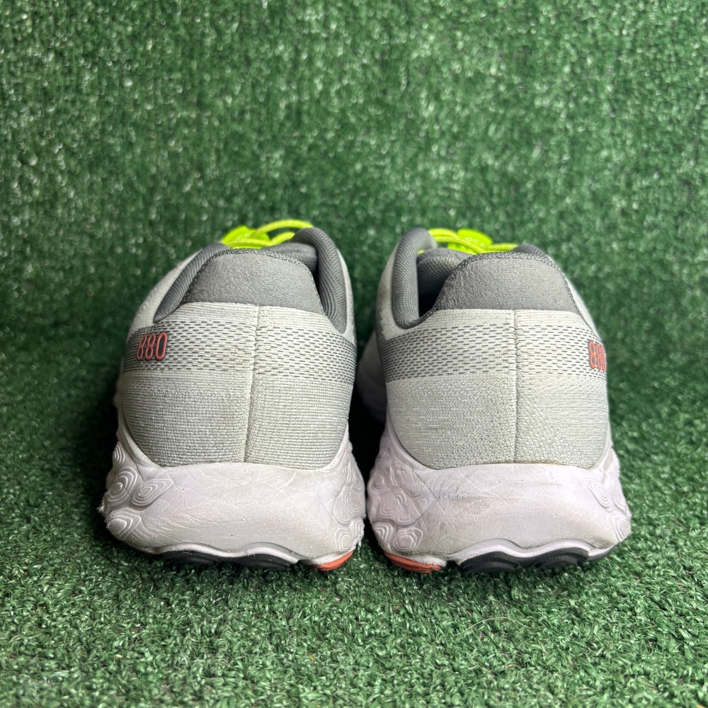 New Balance Fresh Foam X 880 v14 Running Athletic Sneaker Grey Women Size 9 Wide - Picture 4 of 9